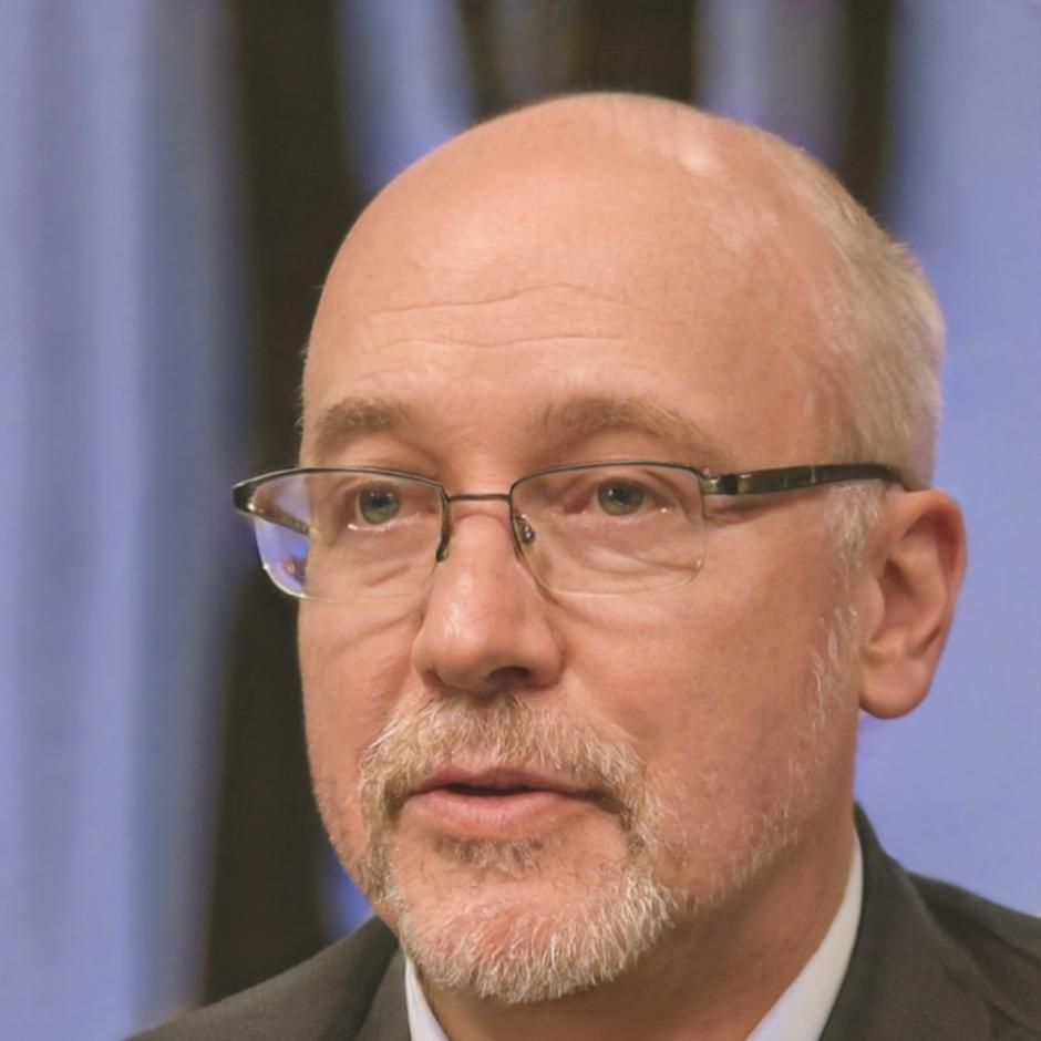 Portrait de Bastien Lefèvre, conseiller budgétaire